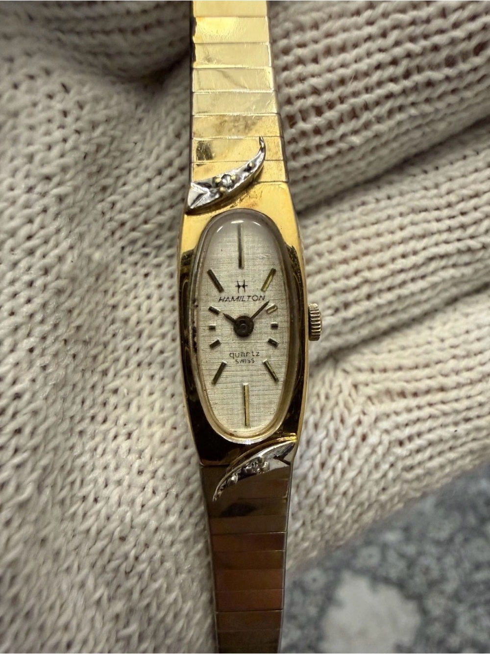 Vintage Hamilton 8396 Ladies Watch 10K RGP Gold Tone Oval Diamond Accent Swiss